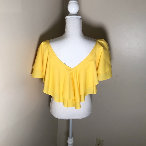 Cool Yellow Ruffle Top 💛 - Picture 4 of 7